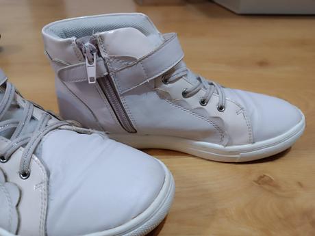 Poltopánky, baťa,36