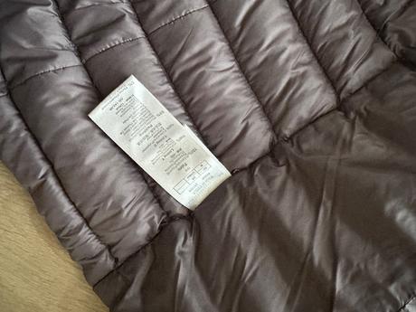 Armani páperová bundička, armani,s