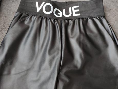 Koženkové legíny, l