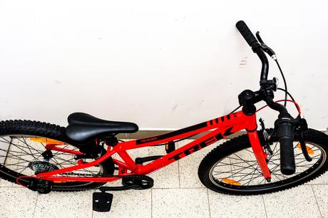 Predám juniorský bicykel trek 24 hliník, 24