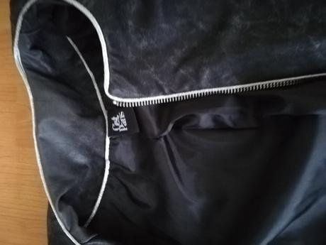 Prechodná bunda, 36