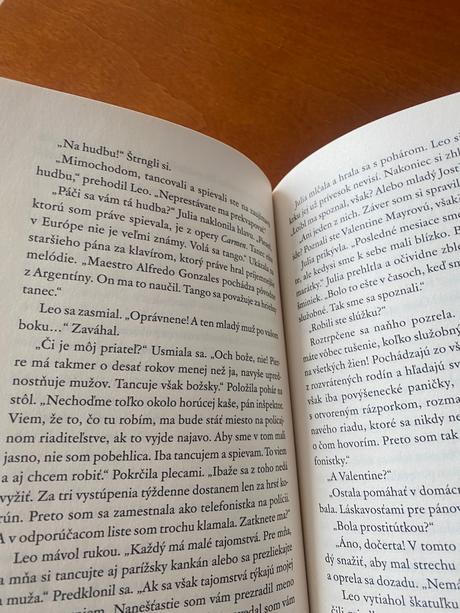 Kniha na predaj hrobarov almanach, 