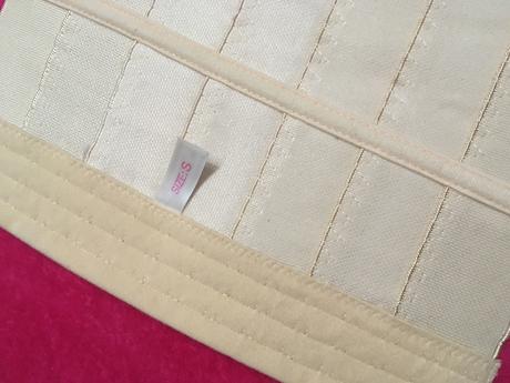 Sťahujúci korzet, s