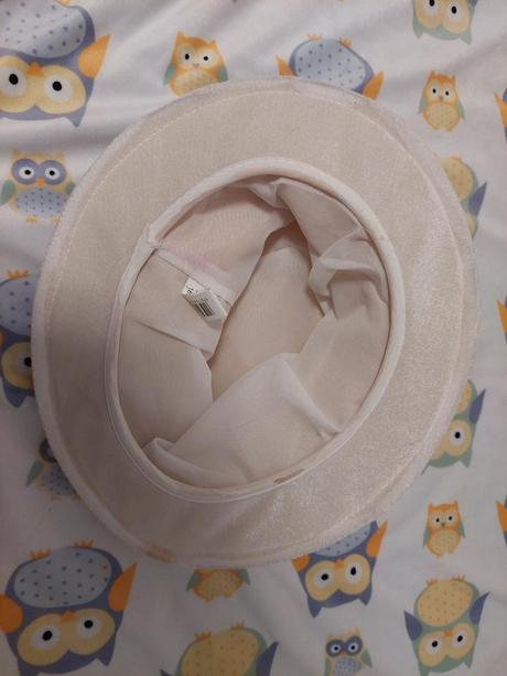 Vianočný klobúk s 3d snehuliakom a stromčekmi,