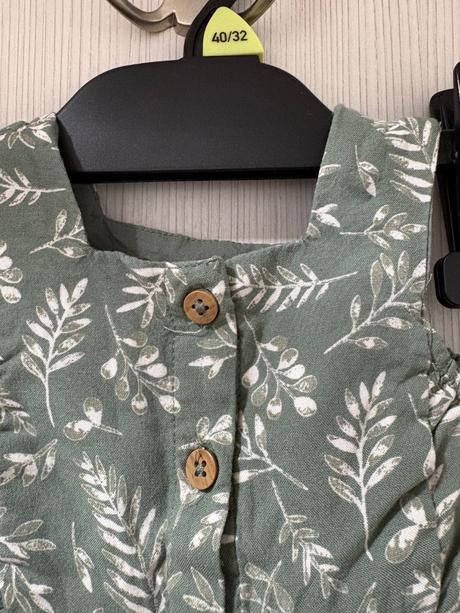 Dievčenské šaty, 56