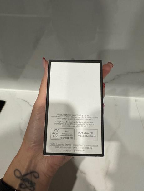 Givenchy linterdit,