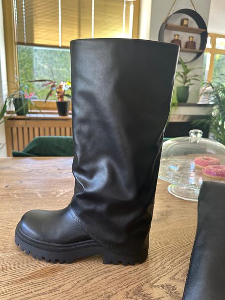 Štýlové čižmy, pull&bear,38