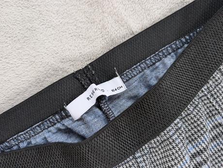 Legíny elegantné, reserved,164