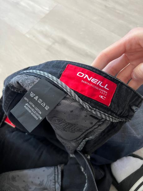 Čierne pánske rifle, o'neill,m