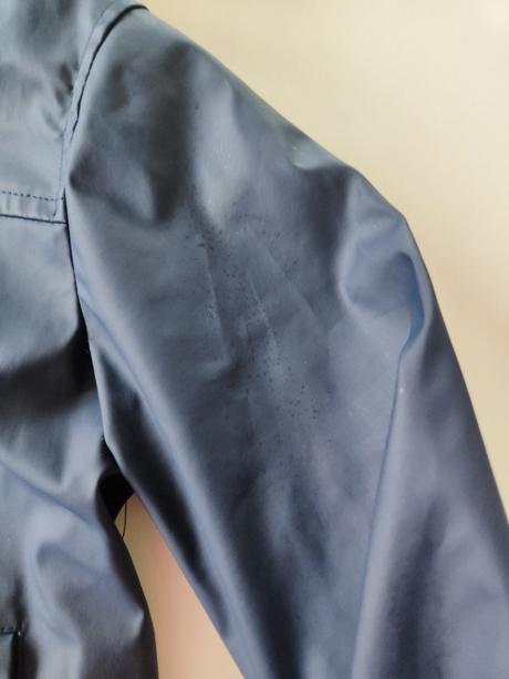 Bunda do dažďa, 134