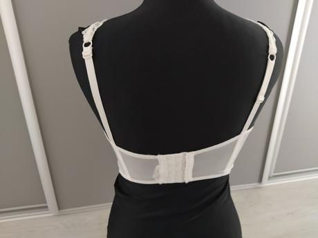 Barletka alebo čipkovaná podprsenka70/b-c nenosena, 70b