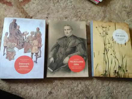 3 náboženské knihy, 