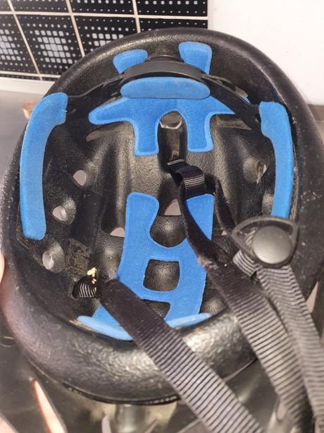 Pánska cyklo prilba, l