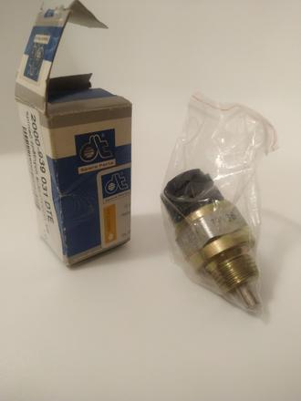 Spínač spätných svetiel,