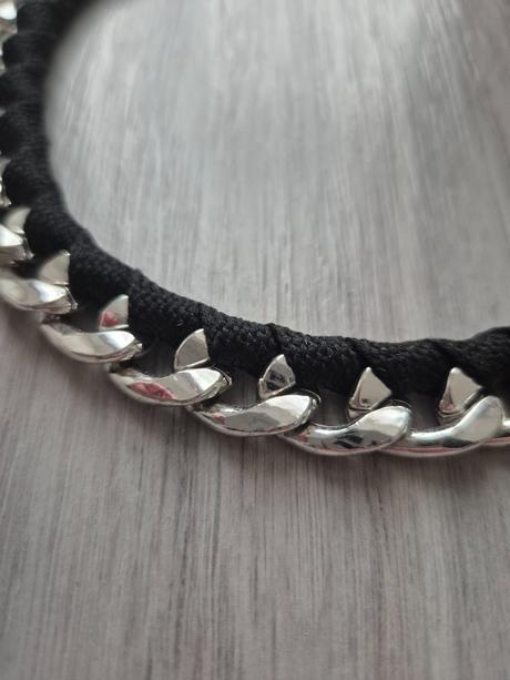 Masívny choker strieborno čierny, 