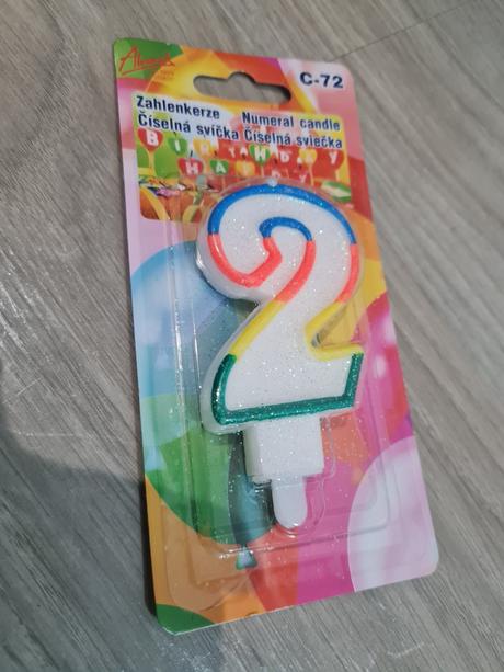Sviecka na tortu 2, 