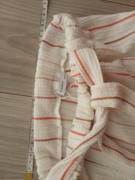 Nohavice 152, reserved,152