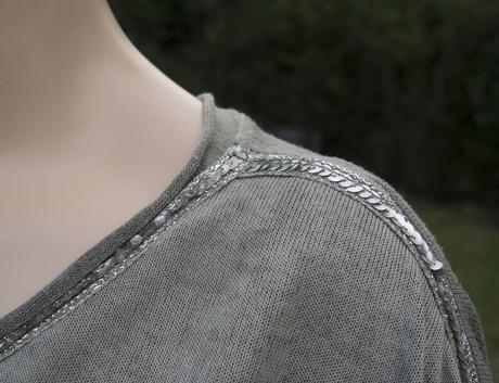 Taliansky pulóver s roll-up rukávmi 42/44, 42