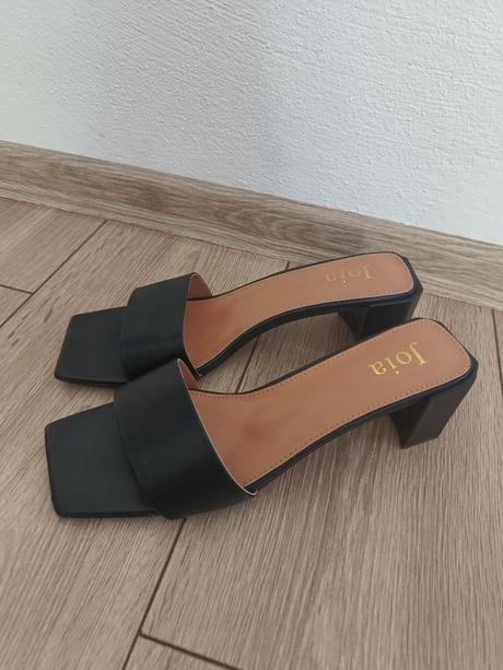 Šľapky s opätkom, 40