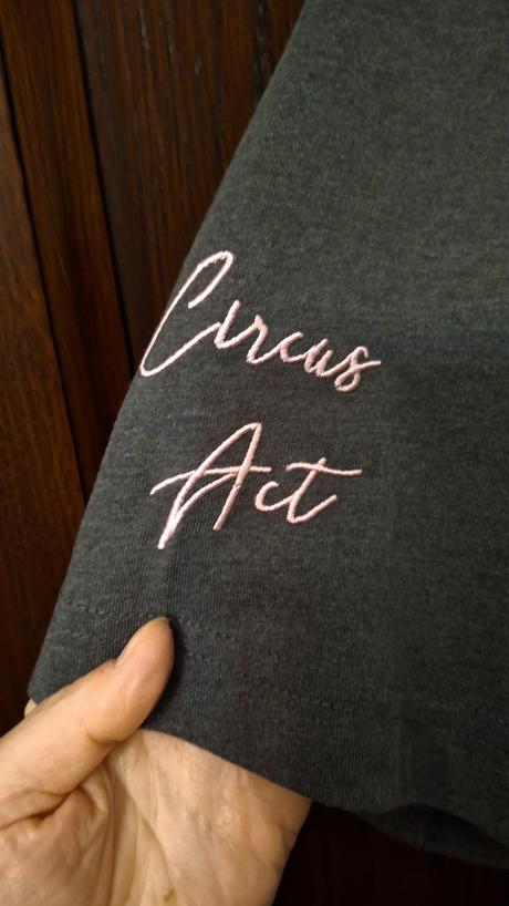 Sivé tričko s potlačou xs, xs