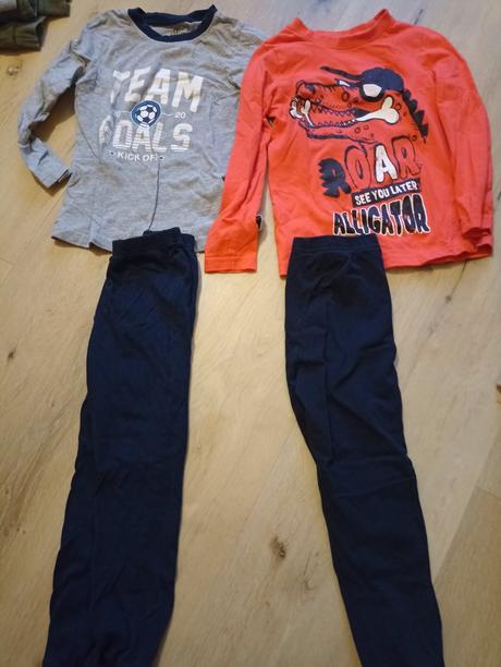 Pyzamo 2ks, lupilu,110