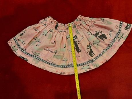 Suknička s mačičkami, 98