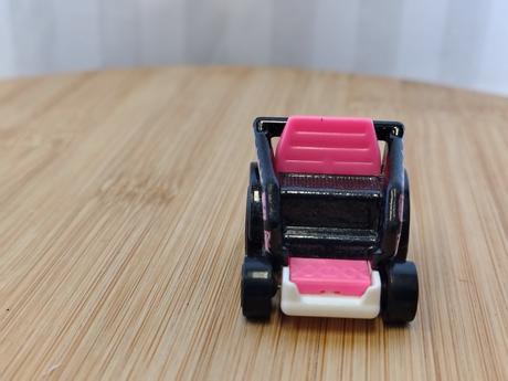 Kovový model hot wheels wheelie chair 2020,