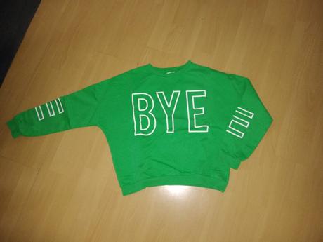 Mikina crop top, 152