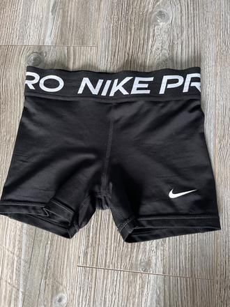 Nike pro kraťasy, nike,140