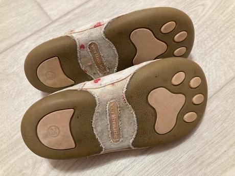 Jahôdkové sandálky, vertbaudet,25