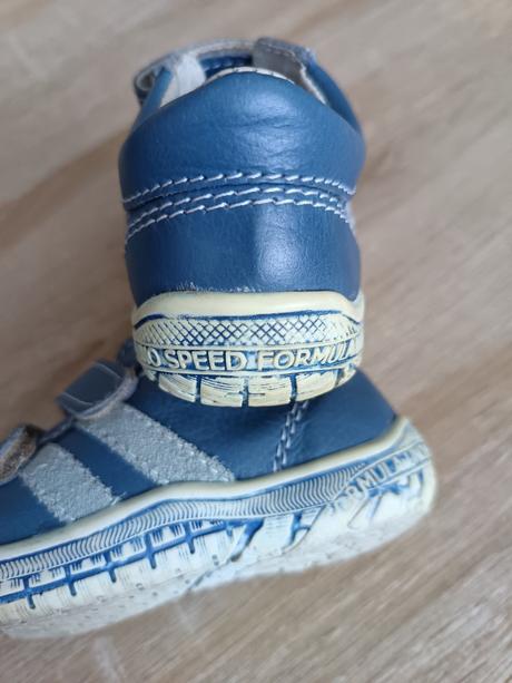 Topanky celokozene, slovobuv,22