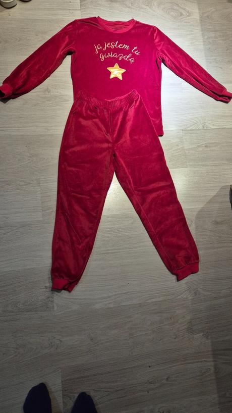 Domáca súprava, reserved,146