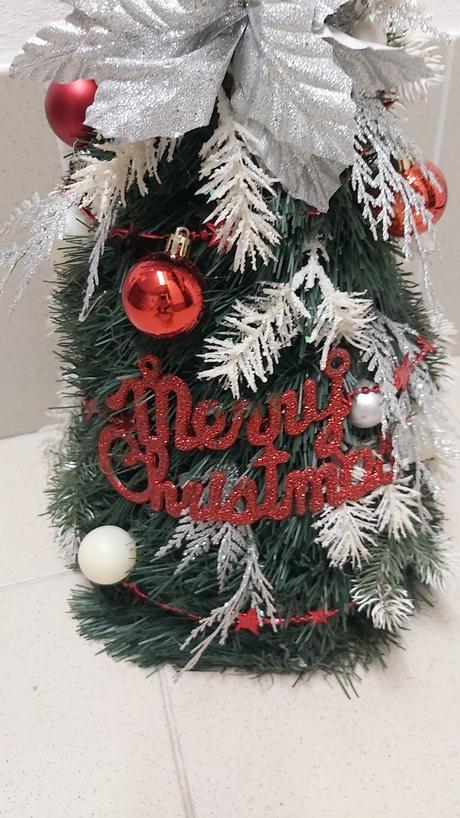 Vianočný stromček zdobený umelý v70cm š20cm,