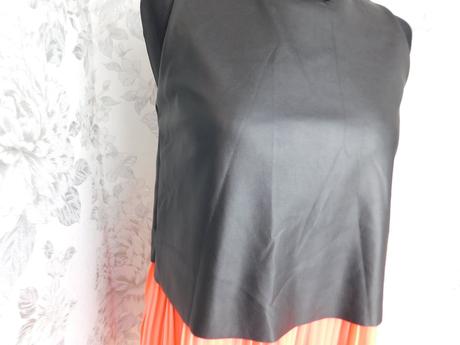 Pekne trendy šaty/tunika, 36