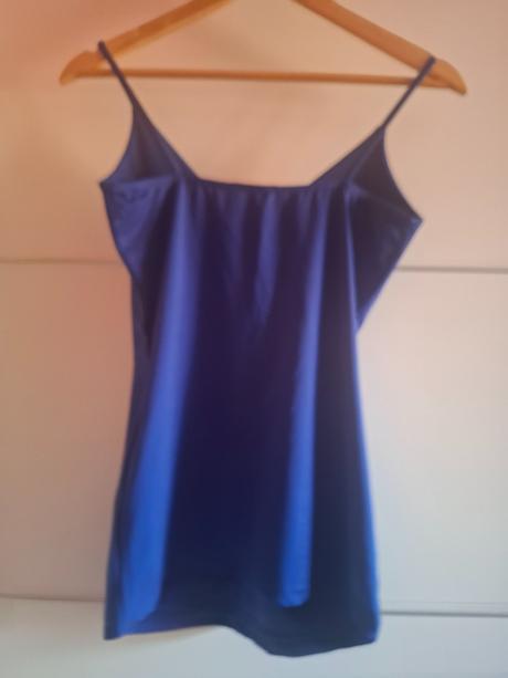 Dámsky elegantný top mia dresses,