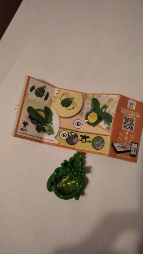 Kinder hračka mixart,