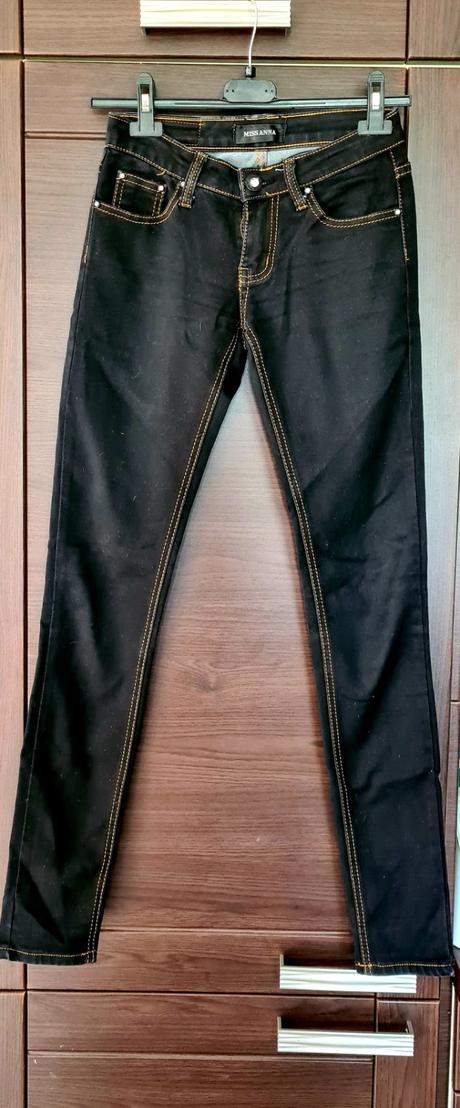 Čierne elasticke rifle, 34