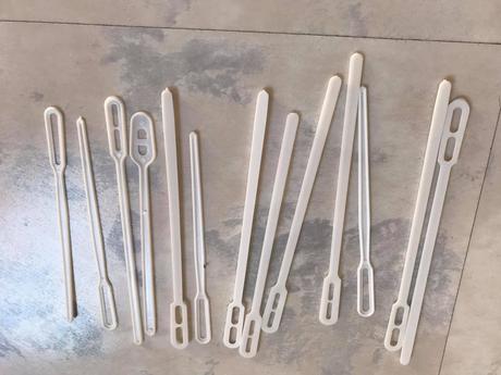 Jednorázový plastový príbor,