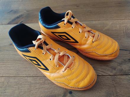 Chlapčenské halové tenisky, veľ.33, umbro,33