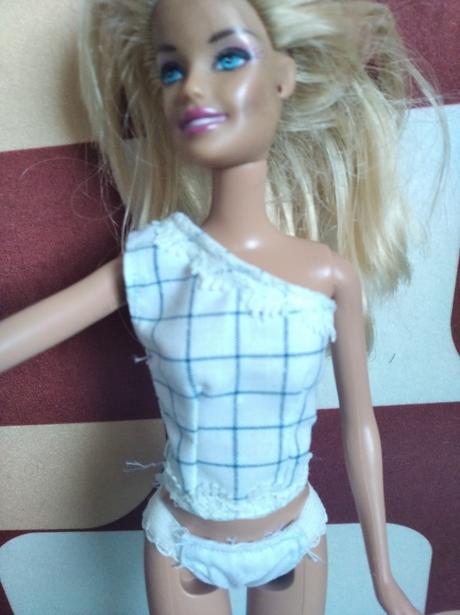 Oblečenie pre barbie,