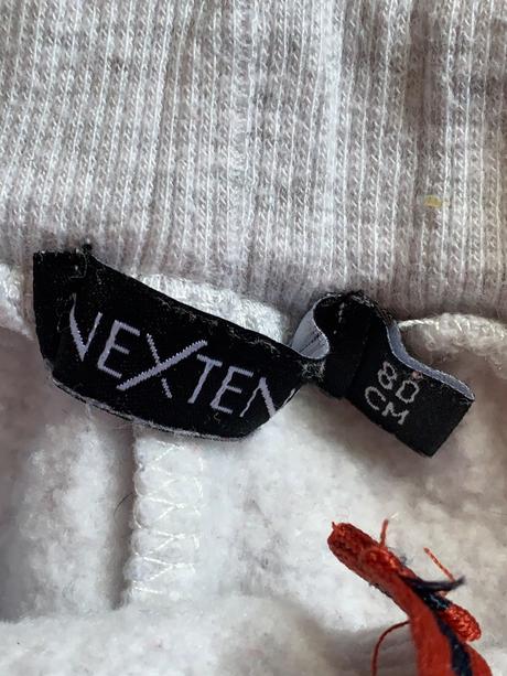 4 ks tepkaky a 1 leginy, c&a,74