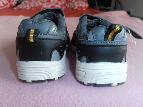 Detské tenisky, 25