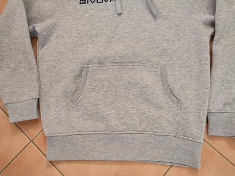 Pánska,chlapčenská mikina zn.givova, m