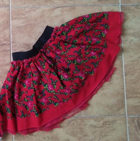 Predám krojovu suknu na 3-4roky, 110