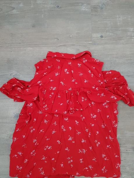 Cervena kvetinkova bluzka, clockhouse,l