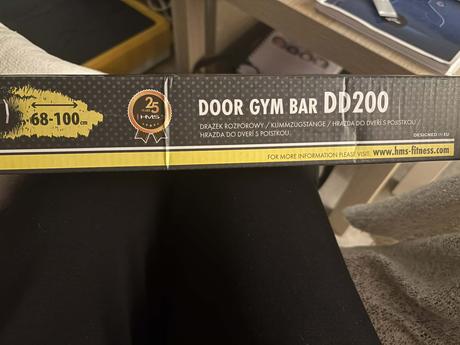 Hrazda do dverí na cvičenie, 