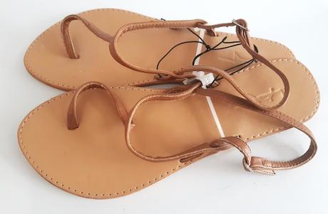 Forever21 dámske remienkové žabky, 38