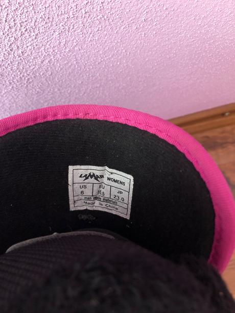 Detsky snowboard burton + viazanie + boty lamar, 130-139 cm