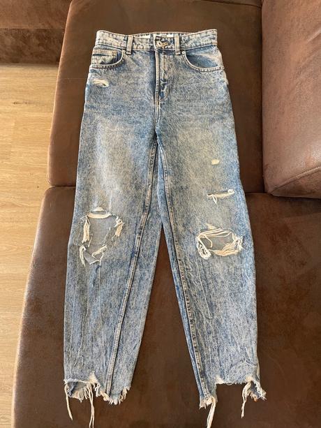 Dámske rifle, bershka,34