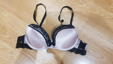 Vystužená podprsenka 70 a, 70a